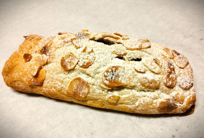 Produktfoto zu Dinkel-Blätterteigtasche Apfel